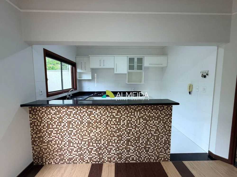 Casa, 3 quartos, 110 m² - Foto 2