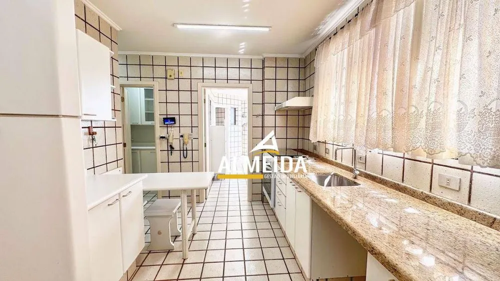 Apartamento, 4 quartos, 231 m² - Foto 2