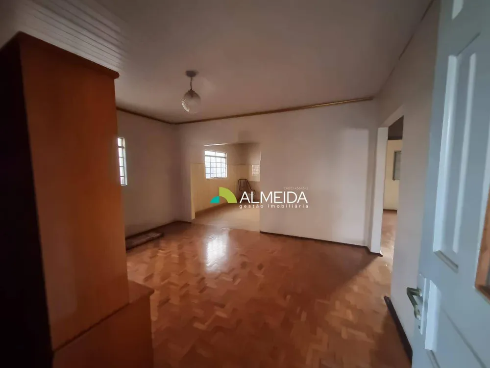 Casa, 3 quartos, 121 m² - Foto 2