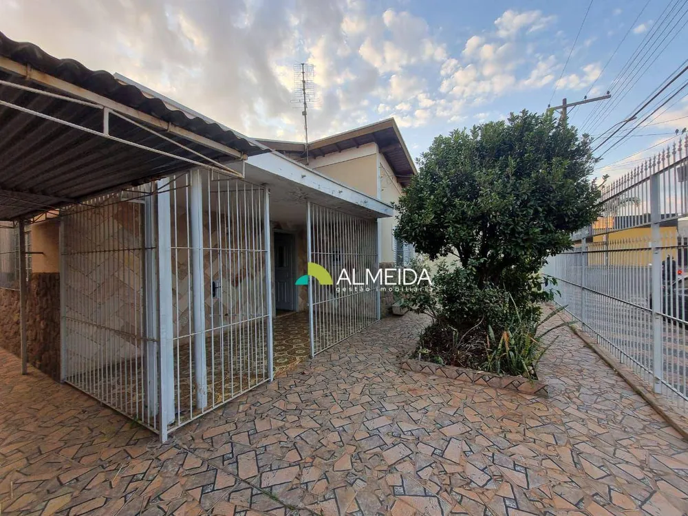 Casa, 3 quartos, 121 m² - Foto 1