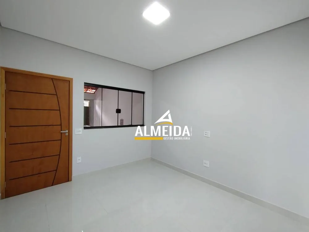 Casa, 3 quartos, 108 m² - Foto 1