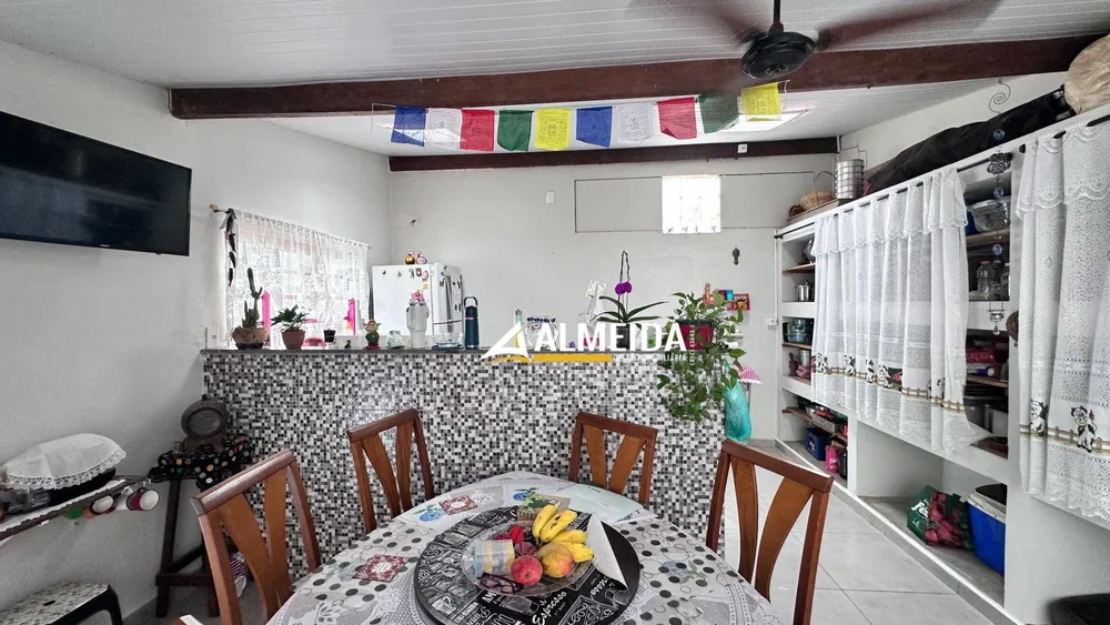 Casa, 3 quartos, 174 m² - Foto 2