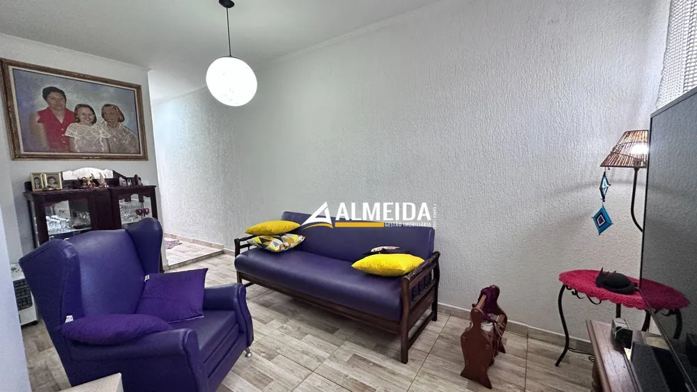Casa, 3 quartos, 174 m² - Foto 1