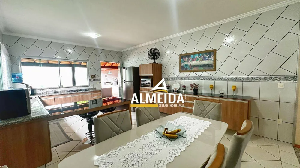 Casa, 3 quartos, 257 m² - Foto 3