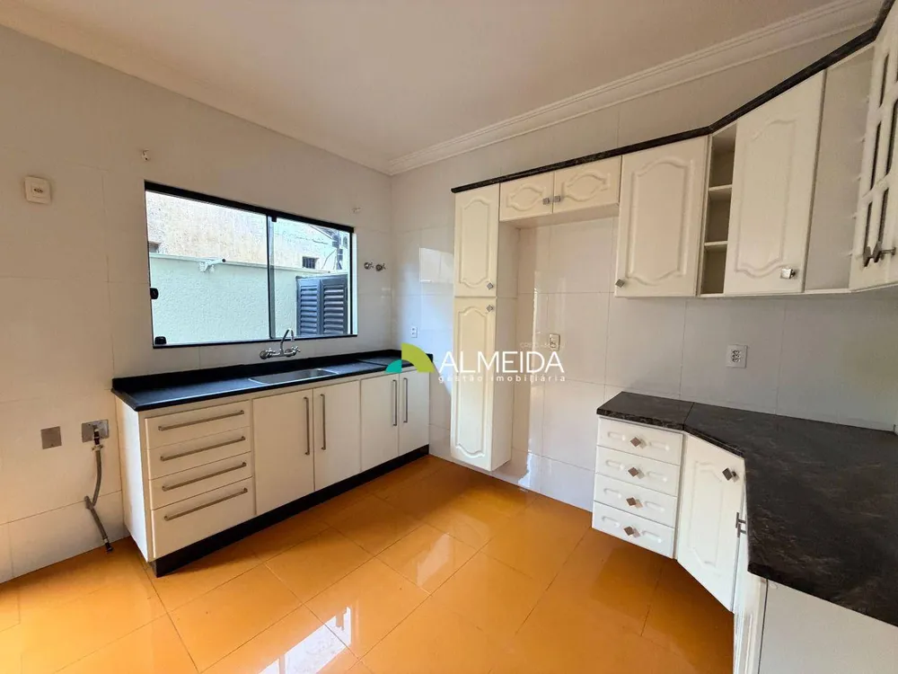 Casa, 3 quartos, 140 m² - Foto 3