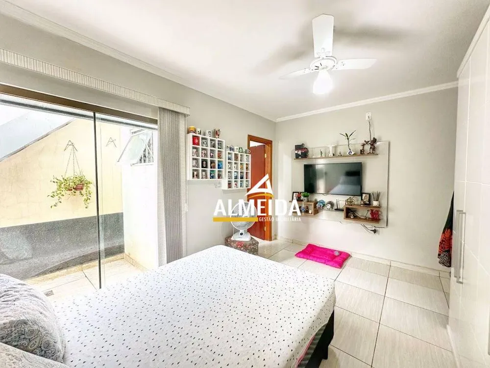 Casa, 3 quartos, 125 m² - Foto 2