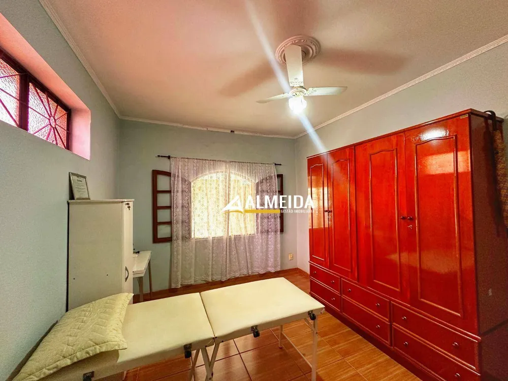 Casa, 6 quartos, 186 m² - Foto 11