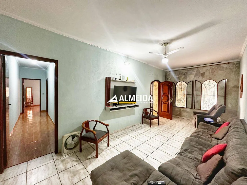 Casa, 6 quartos, 186 m² - Foto 13