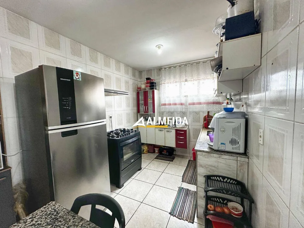 Casa, 6 quartos, 186 m² - Foto 6