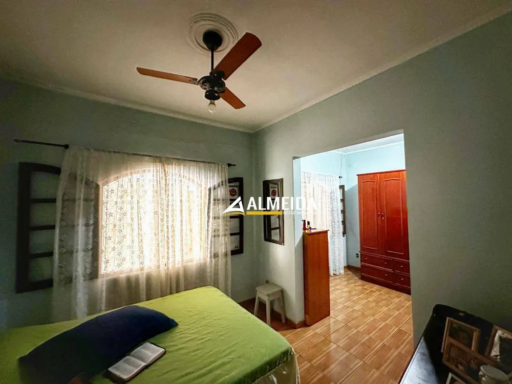 Casa, 6 quartos, 186 m² - Foto 8