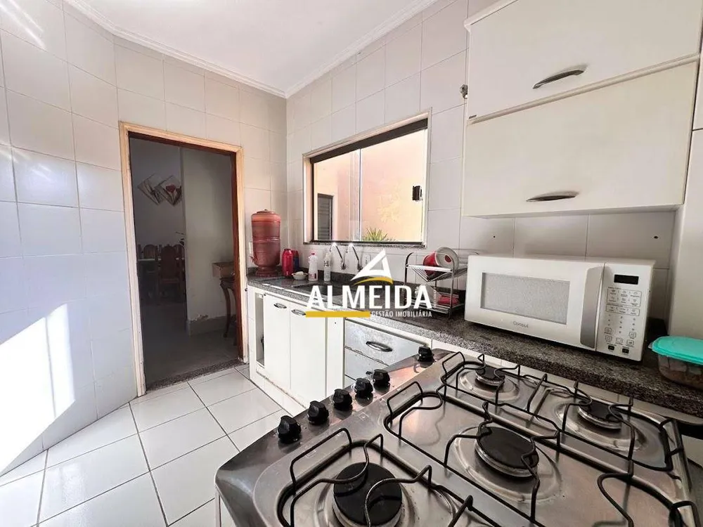 Casa, 3 quartos, 142 m² - Foto 8