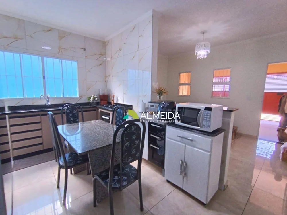 Casa, 3 quartos, 130 m² - Foto 1