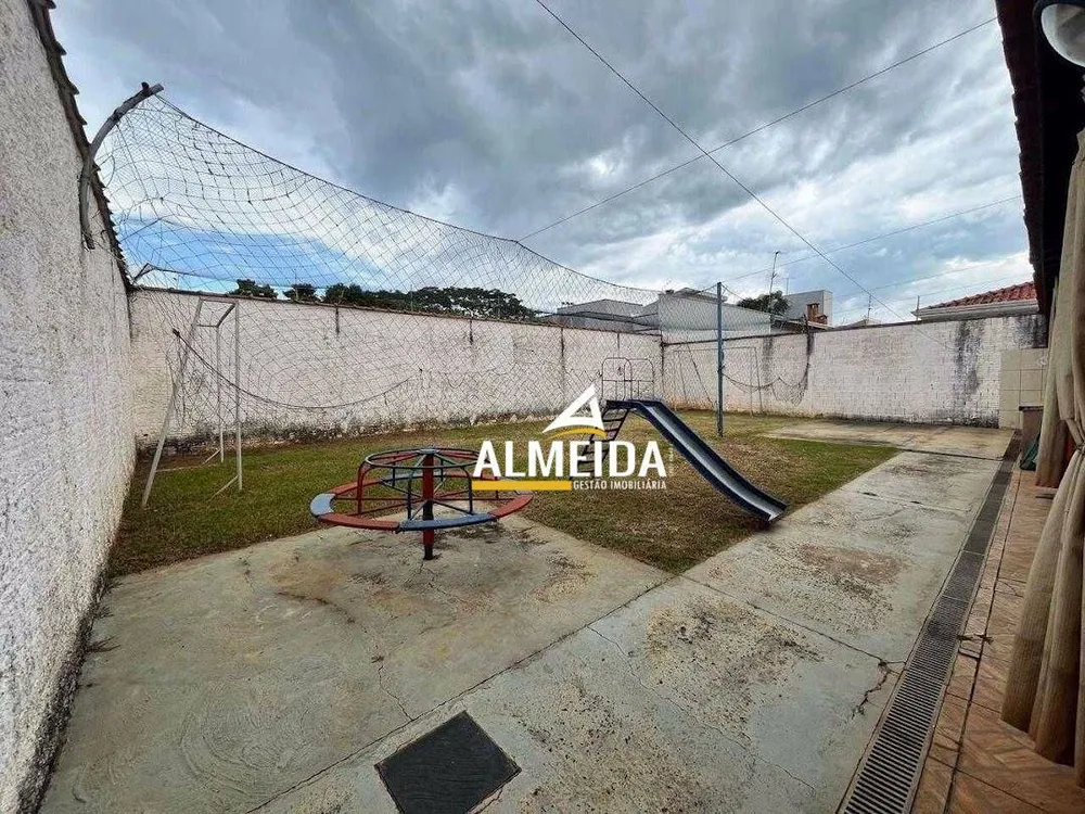 Casa, 3 quartos, 204 m² - Foto 6