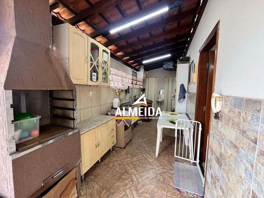 Casa, 3 quartos, 204 m² - Foto 4