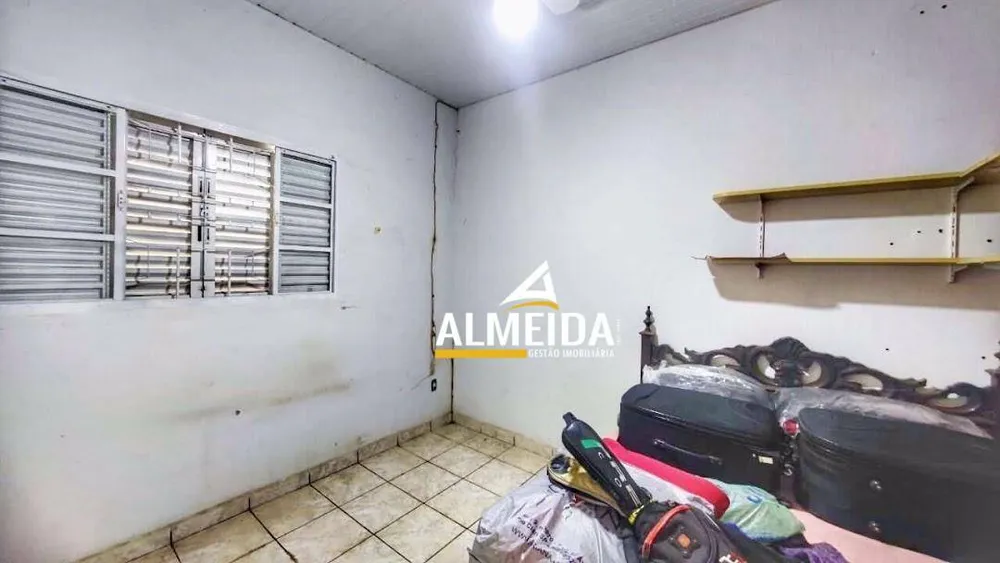 Casa, 3 quartos, 168 m² - Foto 2