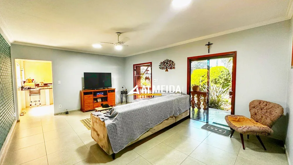 Chácara, 3 quartos, 750 m² - Foto 8