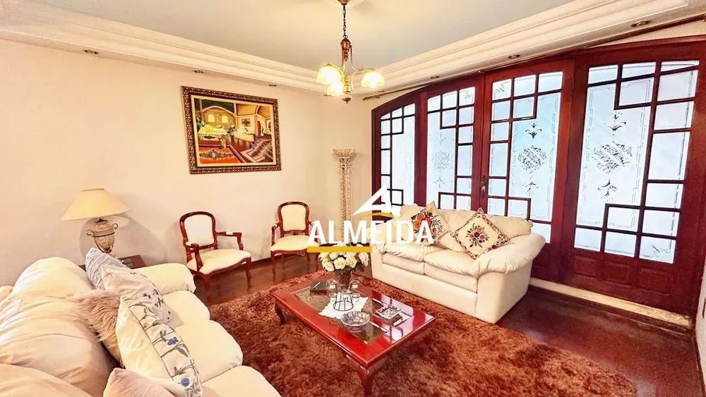 Casa, 3 quartos, 393 m² - Foto 1