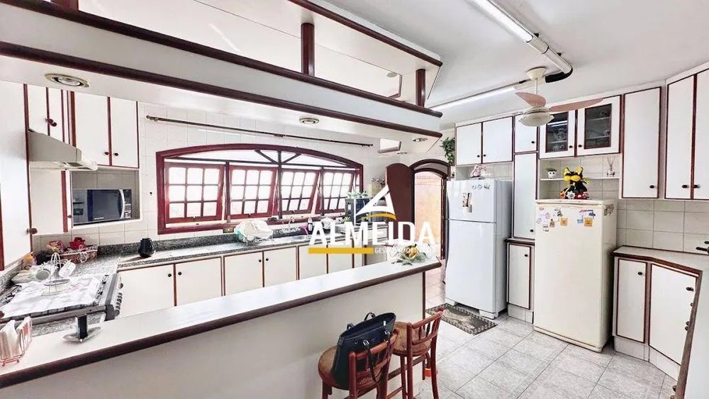 Casa, 3 quartos, 393 m² - Foto 4