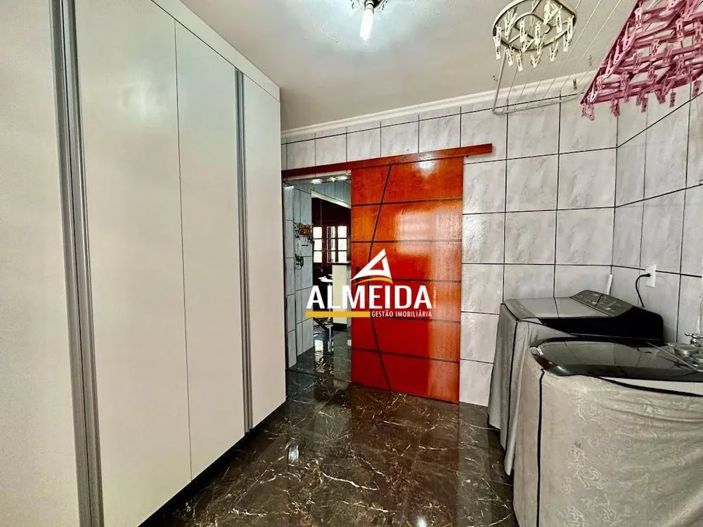 Casa, 3 quartos, 275 m² - Foto 7