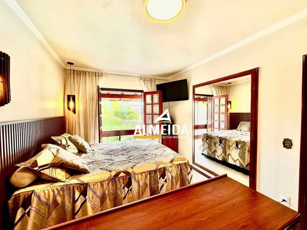 Casa, 3 quartos, 275 m² - Foto 14