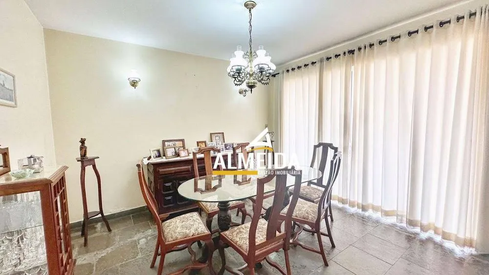 Casa, 3 quartos, 234 m² - Foto 7