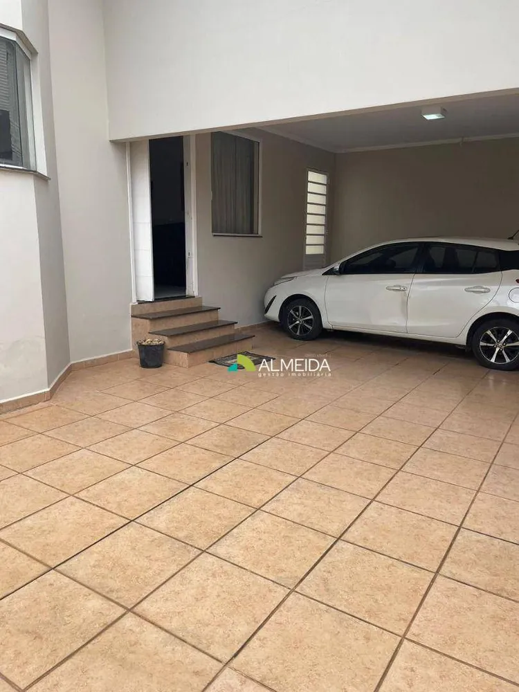 Casa, 4 quartos, 204 m² - Foto 2
