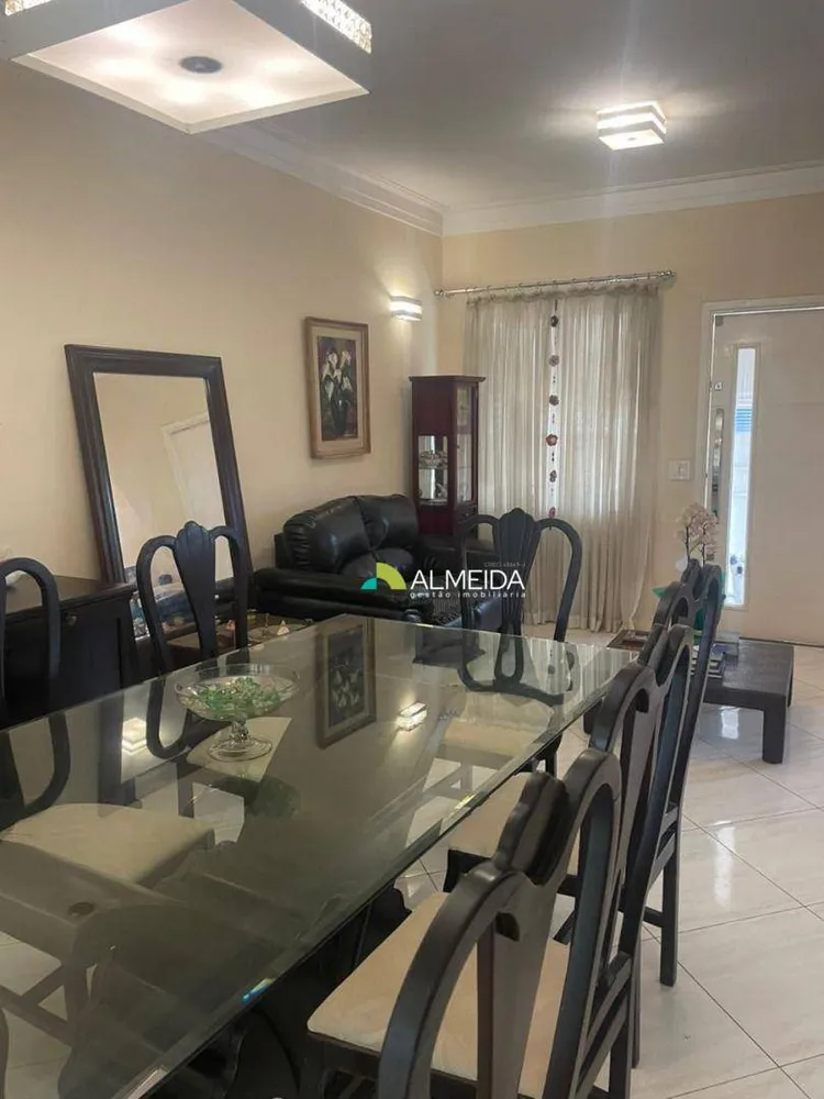 Casa, 4 quartos, 204 m² - Foto 7