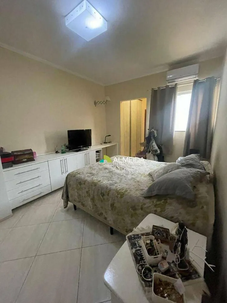 Casa, 4 quartos, 204 m² - Foto 5