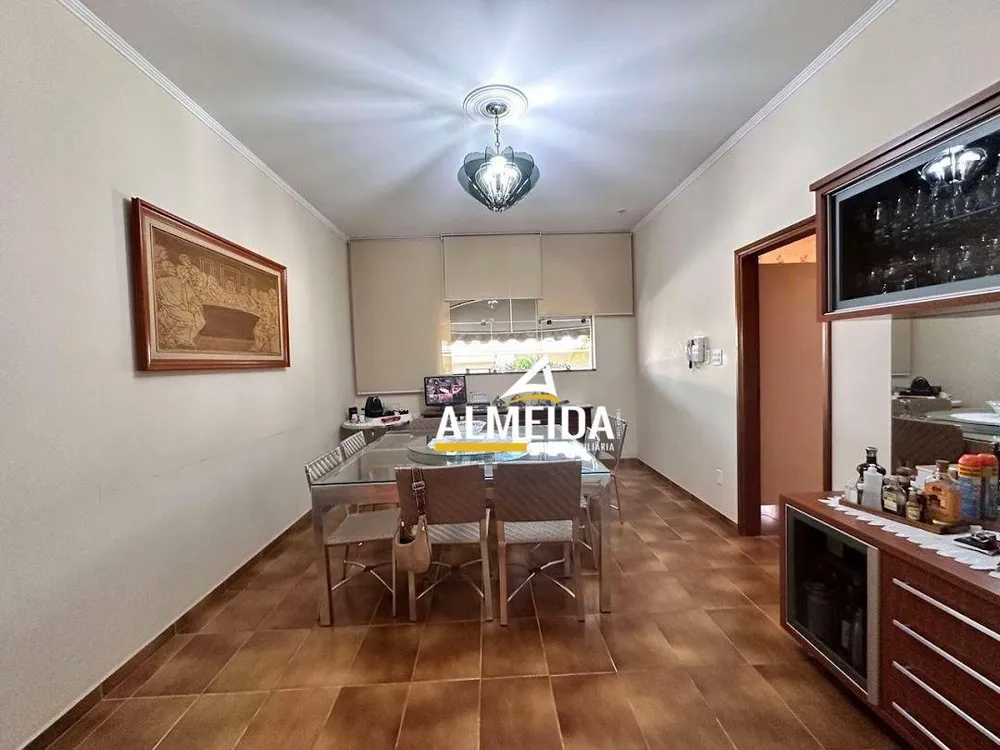 Casa, 3 quartos, 334 m² - Foto 11