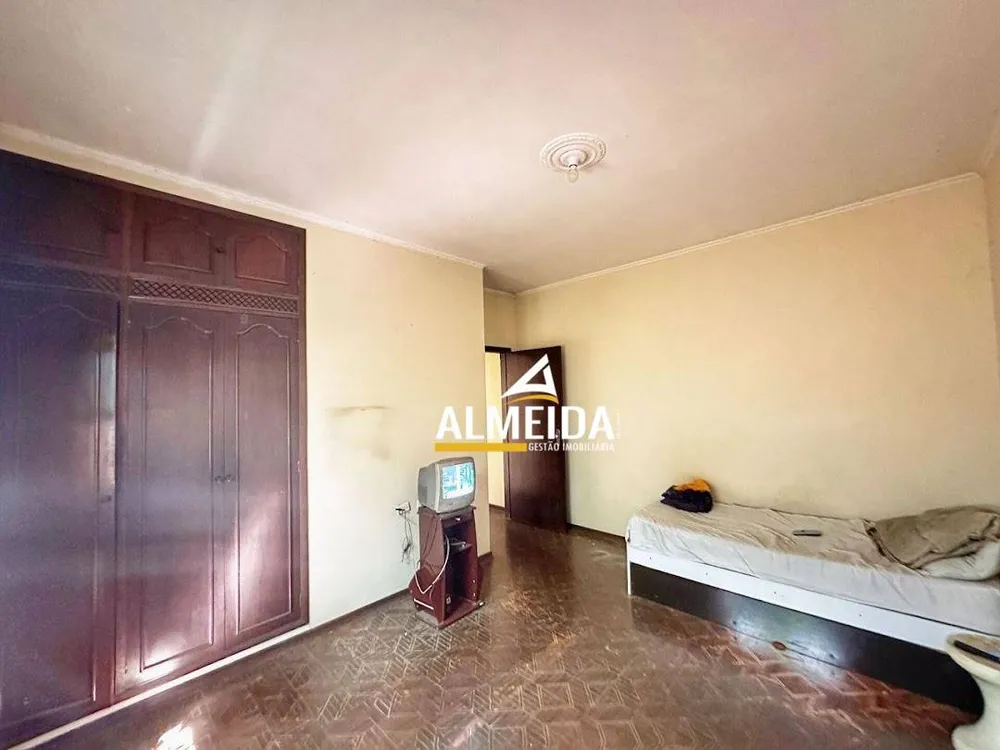 Casa, 3 quartos, 200 m² - Foto 12