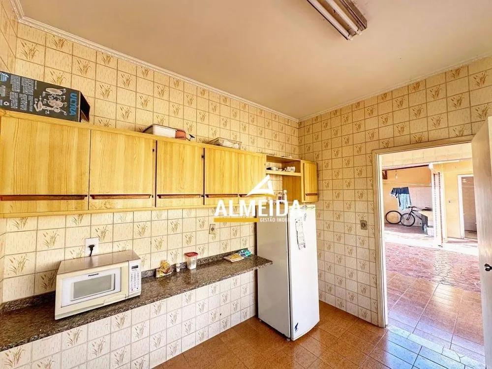 Casa, 3 quartos, 200 m² - Foto 3