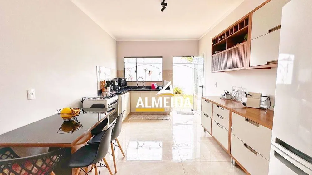Casa, 3 quartos, 189 m² - Foto 11