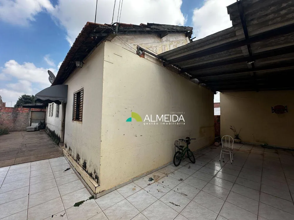 Casa, 4 quartos, 133 m² - Foto 1