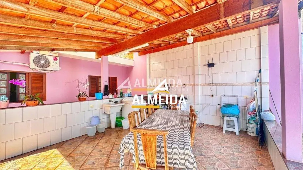 Casa, 3 quartos, 179 m² - Foto 1
