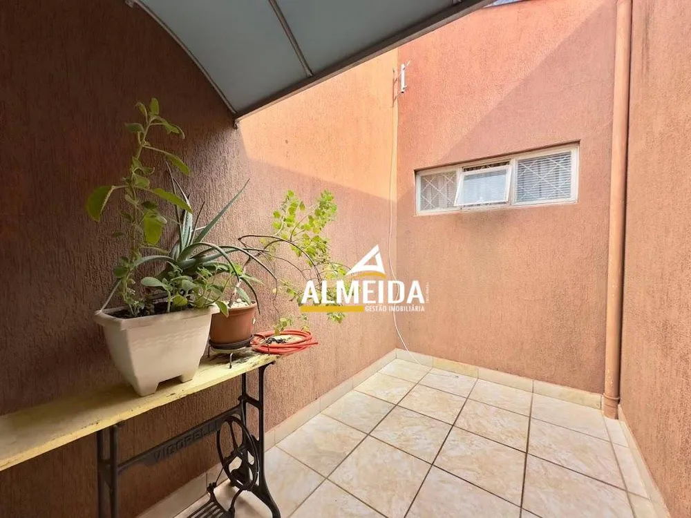 Casa, 3 quartos, 219 m² - Foto 16