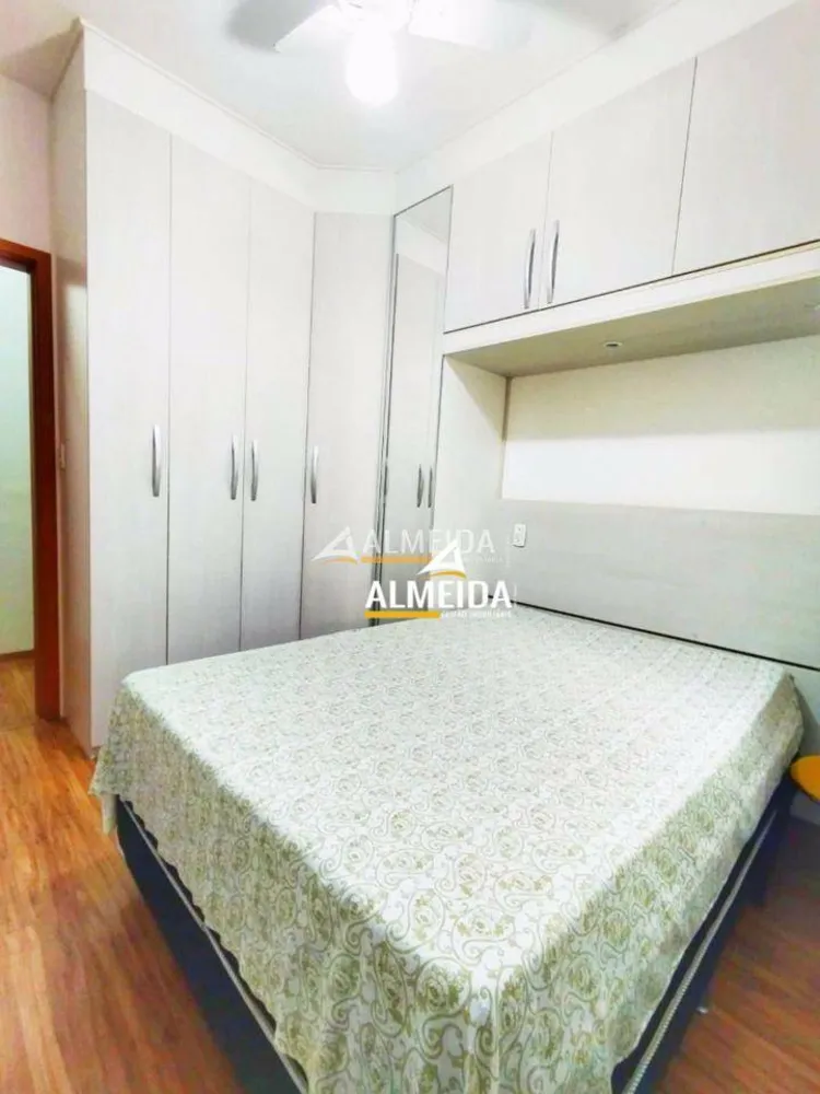 Casa, 4 quartos, 187 m² - Foto 2