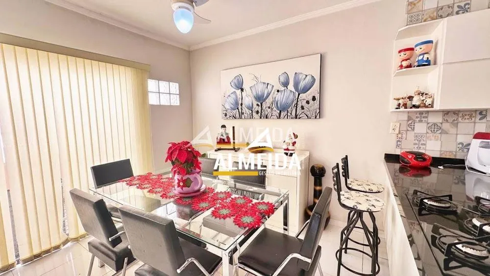 Casa, 4 quartos, 187 m² - Foto 1