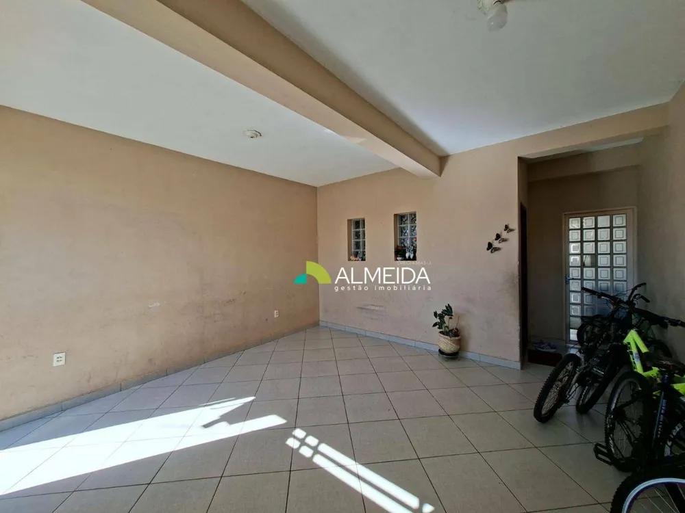 Casa, 3 quartos, 154 m² - Foto 2