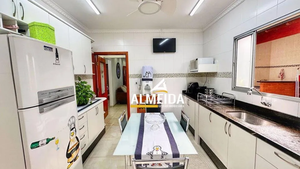 Casa, 3 quartos, 204 m² - Foto 7
