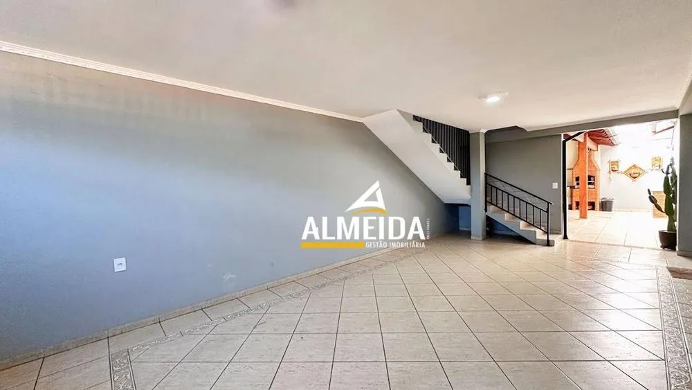 Casa, 3 quartos, 204 m² - Foto 13