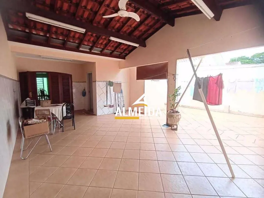 Casa, 3 quartos, 198 m² - Foto 6