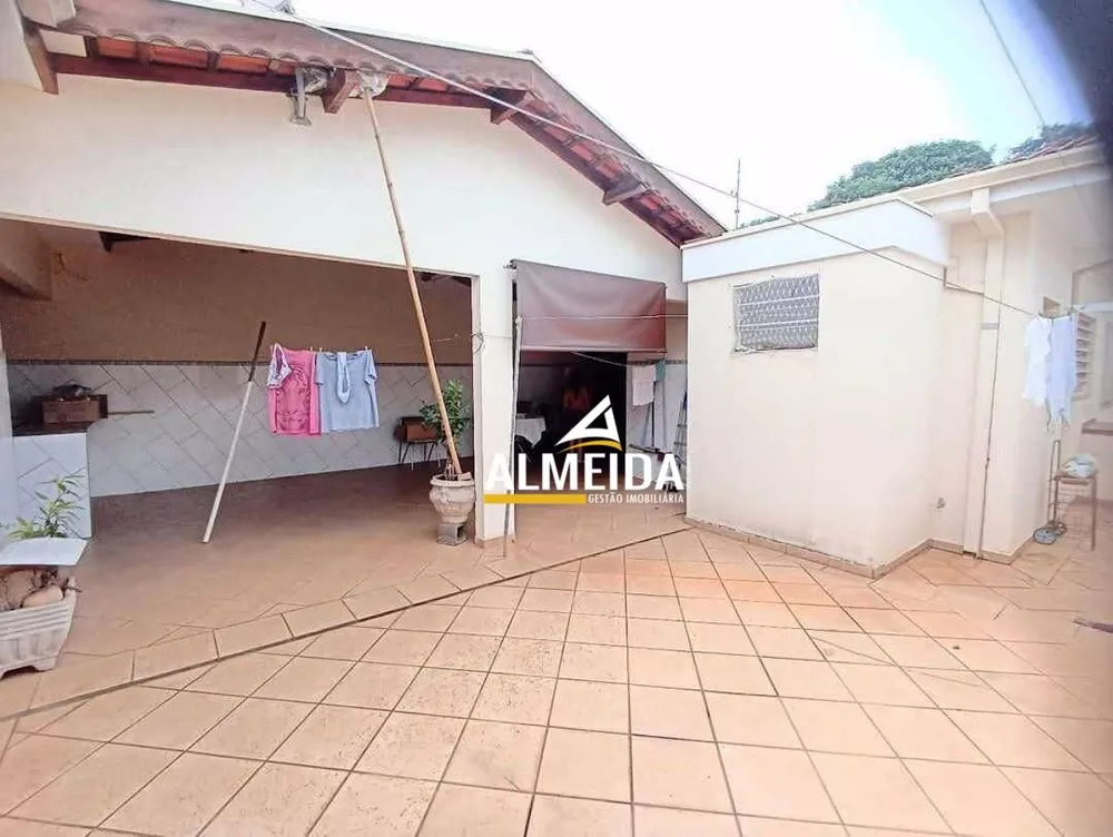 Casa, 3 quartos, 198 m² - Foto 1