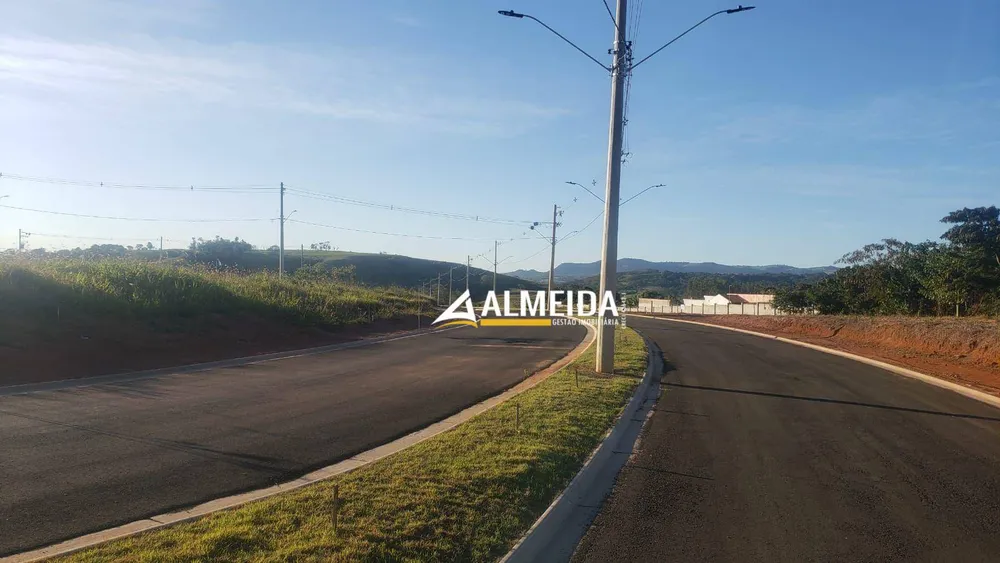 Loteamento e Condomínio, 492 m² - Foto 1