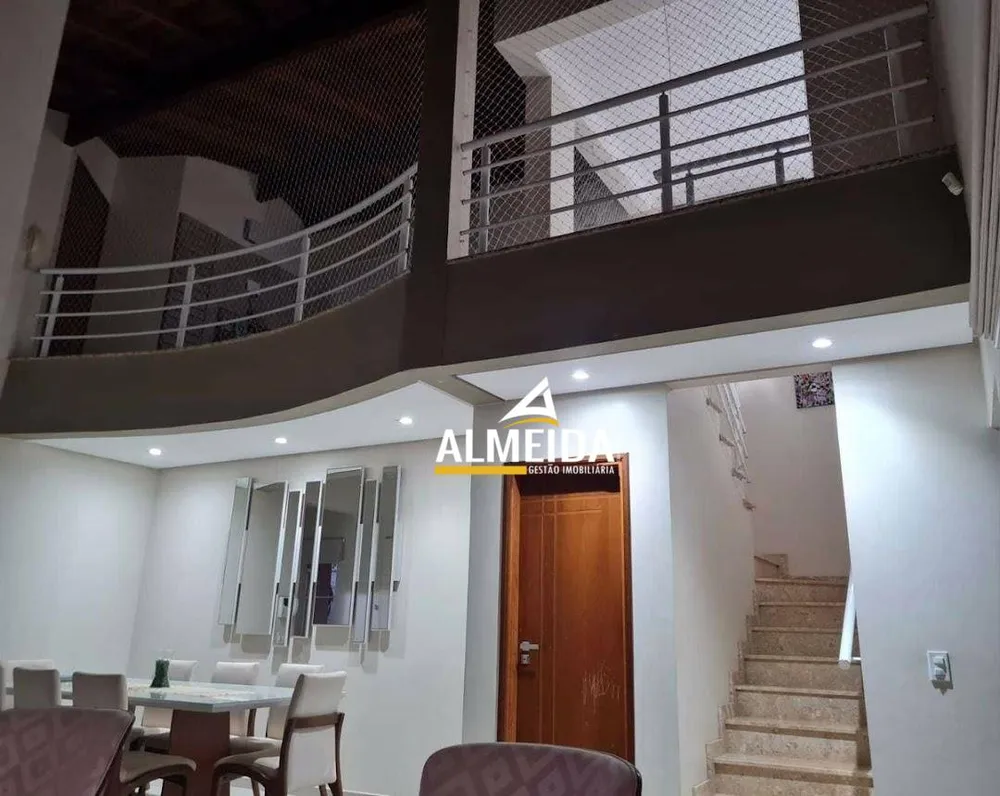 Casa, 5 quartos, 264 m² - Foto 2