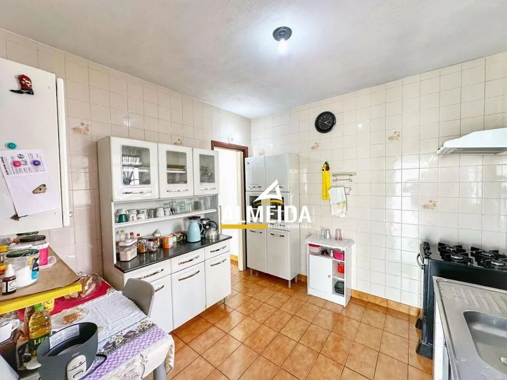 Casa, 4 quartos, 245 m² - Foto 13
