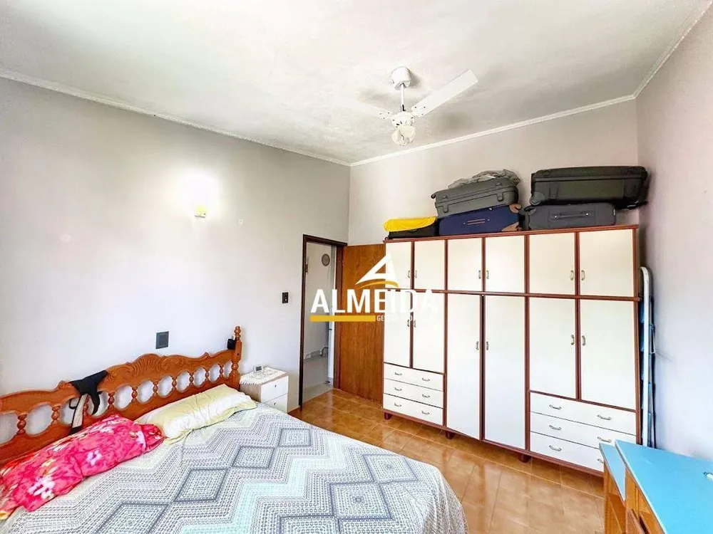 Casa, 4 quartos, 245 m² - Foto 4