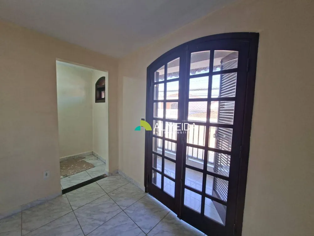 Casa, 4 quartos, 146 m² - Foto 1