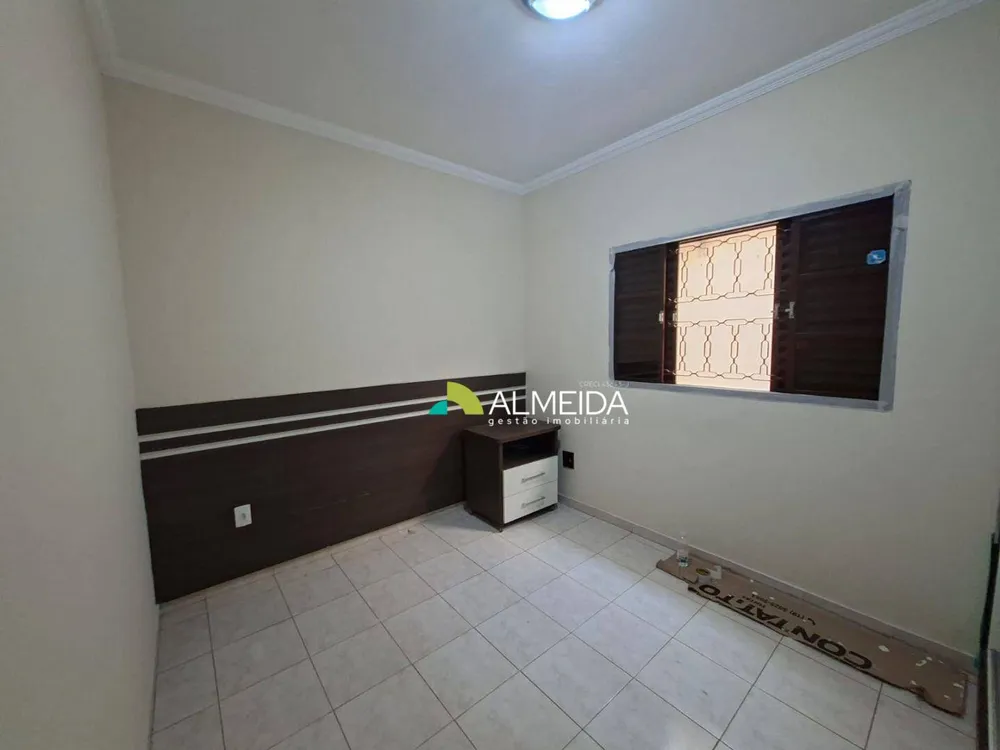 Casa, 4 quartos, 146 m² - Foto 2