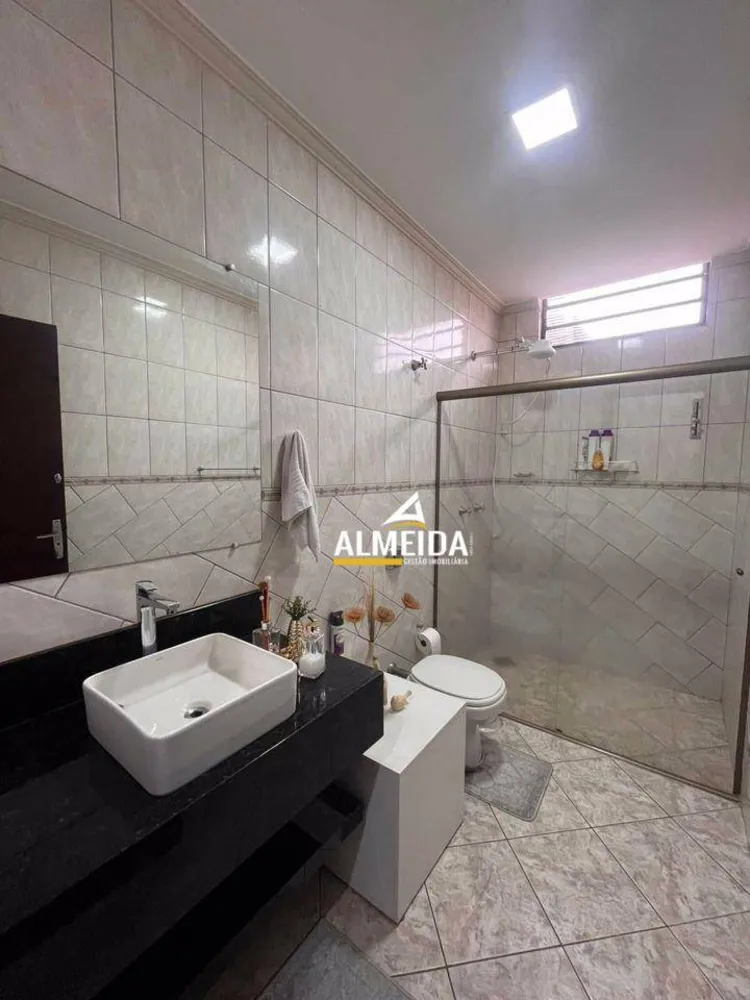 Casa, 3 quartos, 206 m² - Foto 8