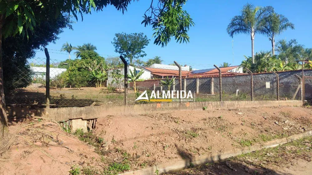 Loteamento e Condomínio, 1050 m² - Foto 1